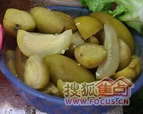 吃瓜吃的牙酸,揭秘过度追剧的口腔健康隐患