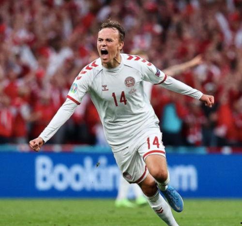 欧洲杯球员爆料最新消息,赛场幕后故事大揭秘