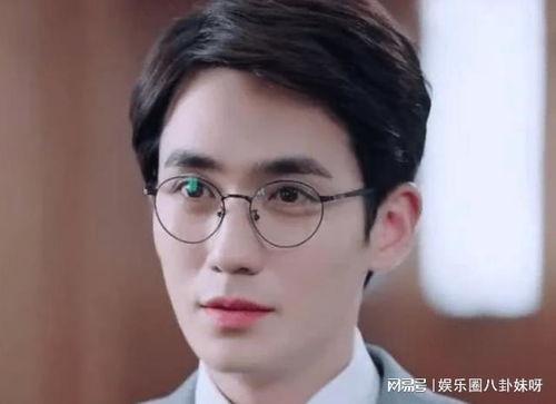 哪个男明星的眼睛好看,星辉熠熠——探寻那位男明星的迷人眼神