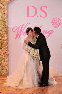 明星夫妻亲密照,镜头下的浪漫密语